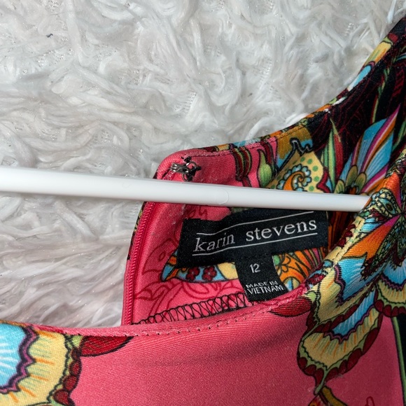 Women’s Floral Karen Stevens Dress - Picture 3 of 3